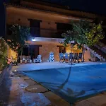 Casa Entre Rosales Tatil Evi *