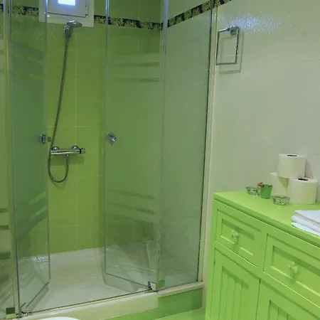 Casa Entre Rosales * Candeleda