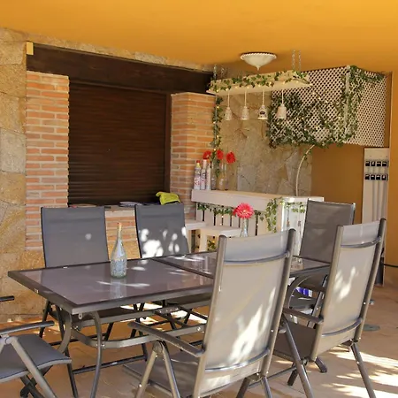 Casa Entre Rosales * Candeleda