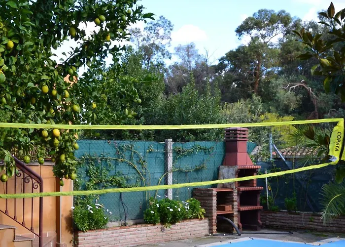 Casa Entre Rosales * Candeleda