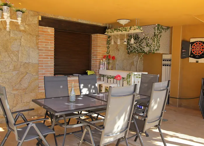 Casa Entre Rosales * Candeleda